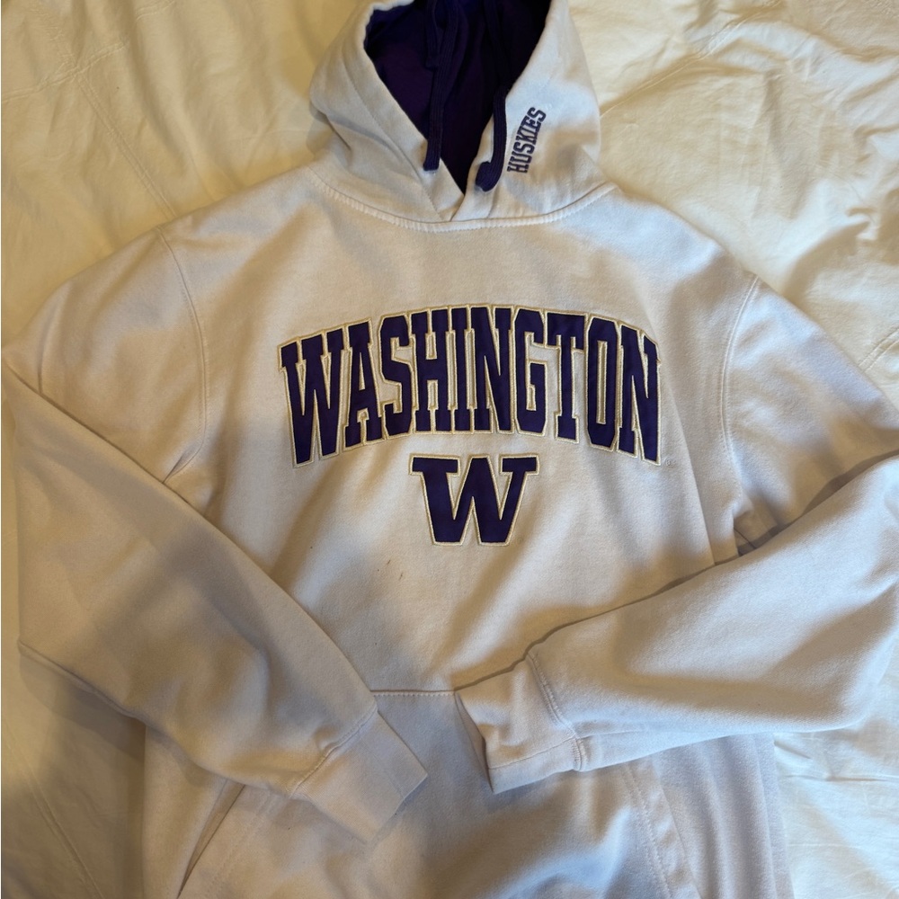 Colosseum White and Purple Washington Men's Hoodie